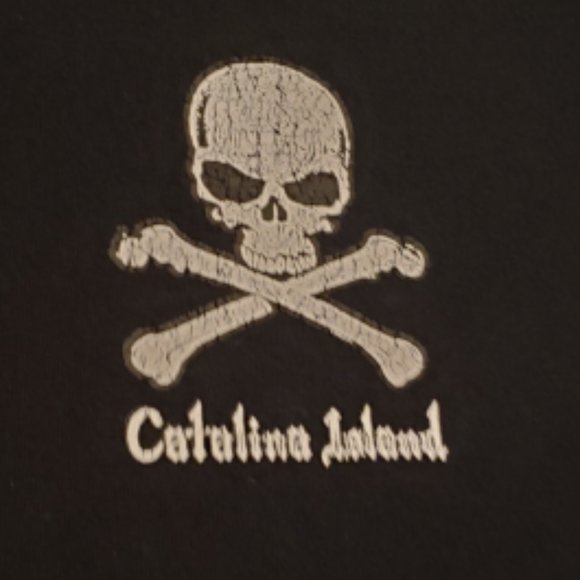 Gildan Catalina Island Surrender the Booty T-Shirt Pirate Black XL Pre-owned - Picture 4 of 7